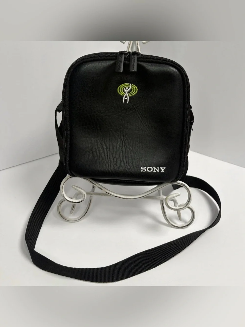 SONY - CD Projects, Model A Black CD Player Carry Case